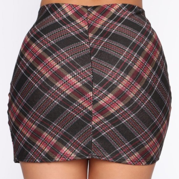 NWT Fashion Nova Kenzie Mini Skirt - Plaid - Picture 4 of 8